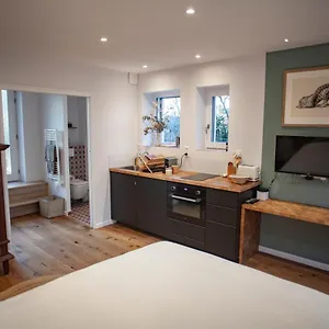 Lyonest D'hotes Bed & Breakfast