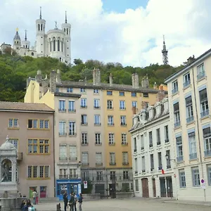 Cosy Ideally Located In The Old Town Apartment